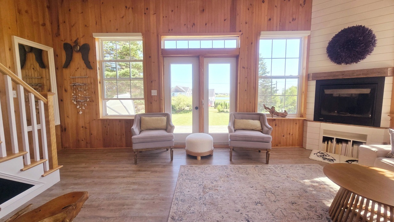 Photo of Livingroom in Brackley Beach