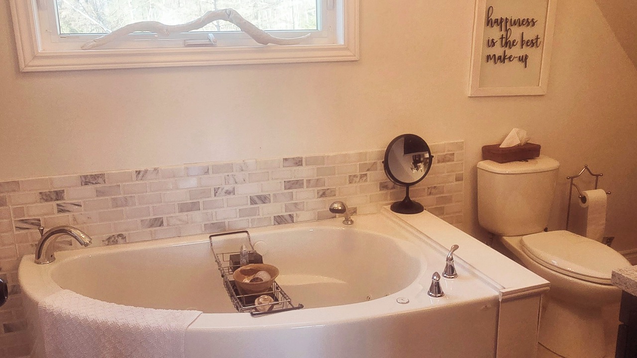 Photo of Bathroom in Brackley Beach