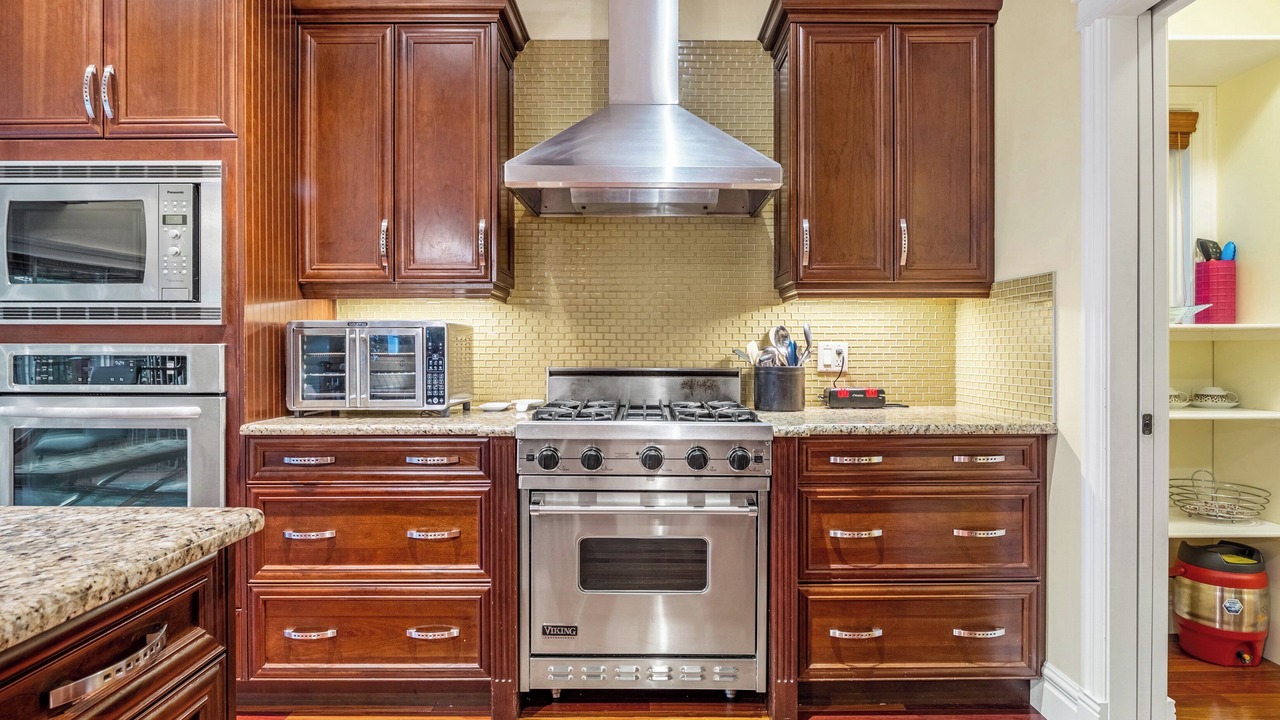 Photo of Kitchen in Southwest Calgary
