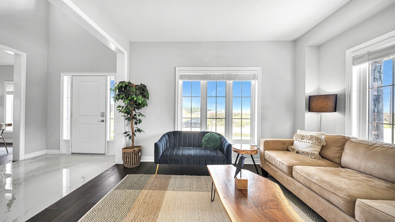 Photo of Livingroom in Hamilton