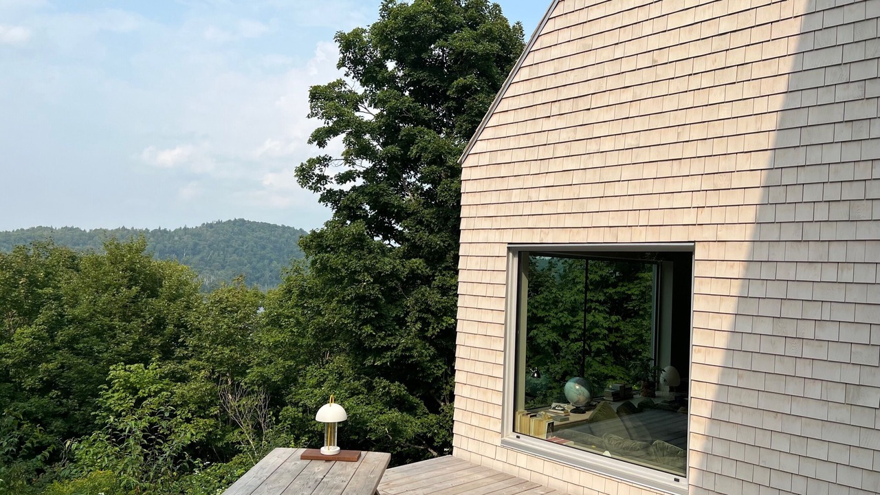 Photo of Patio Balcony in Sainte-Marguerite-du-Lac-Masson