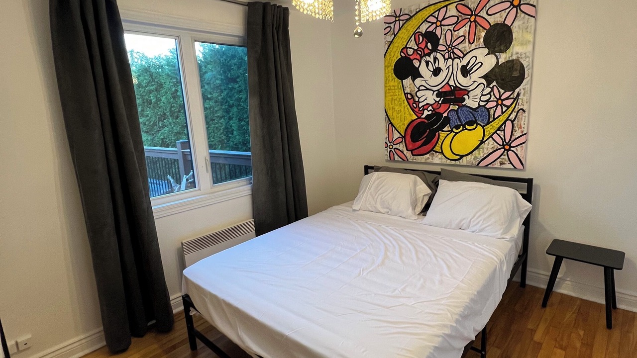 Photo of Bedroom in Laval