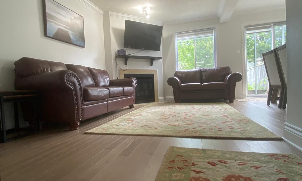 Photo of Livingroom in Ottawa Division