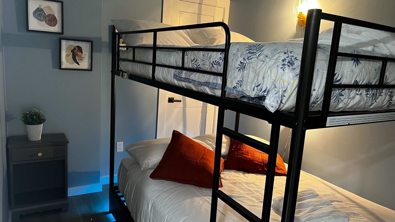 Photo of Bedroom in Downtown