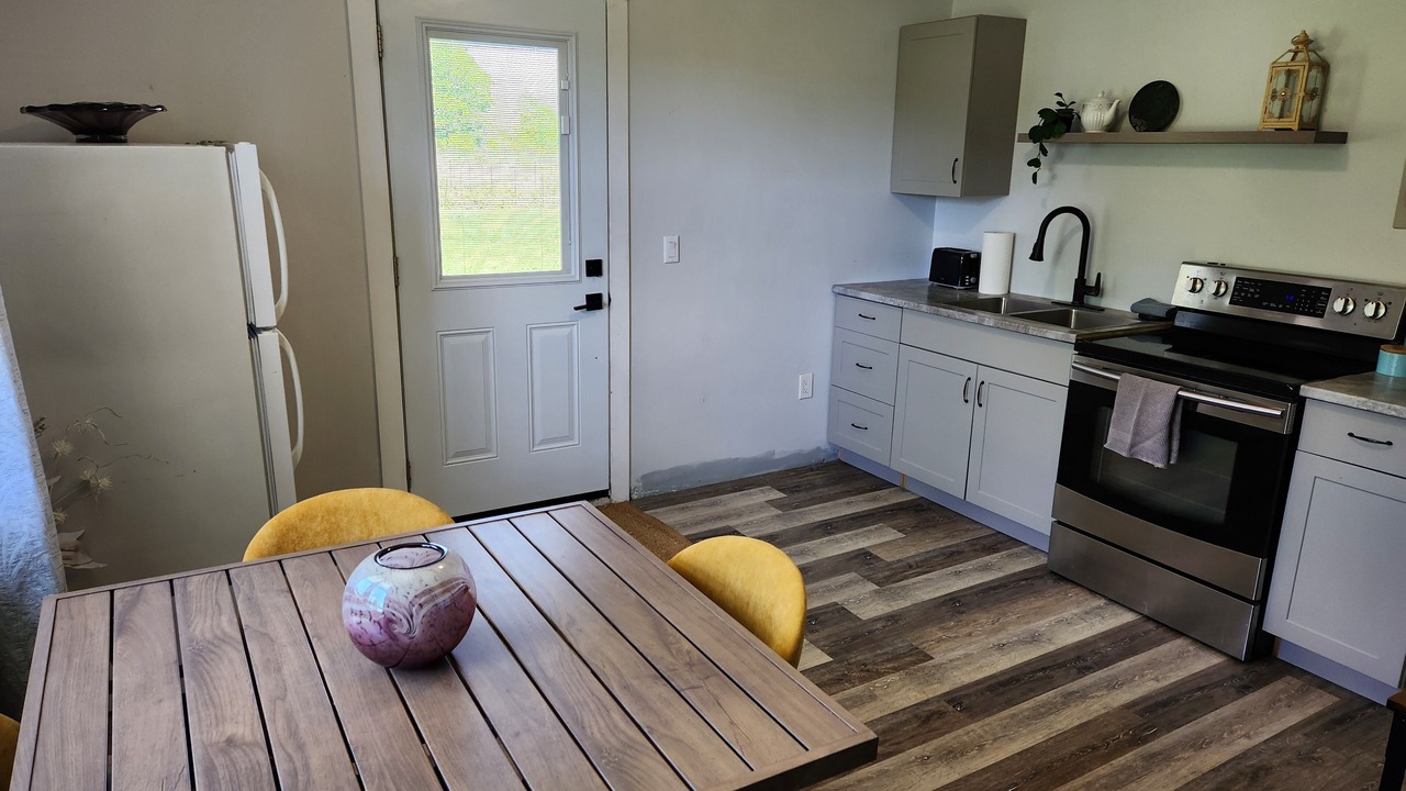 Photo of Kitchen in Adolphustown