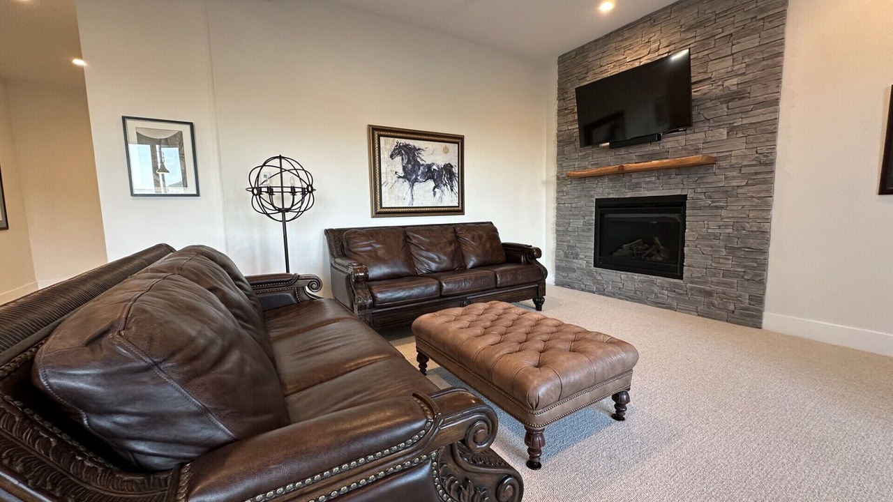 Photo of Livingroom in Maple Bay