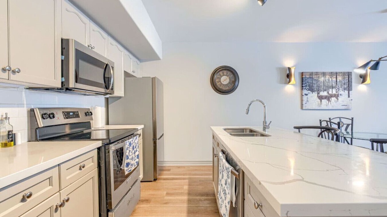 Photo of Kitchen in Oro-Medonte
