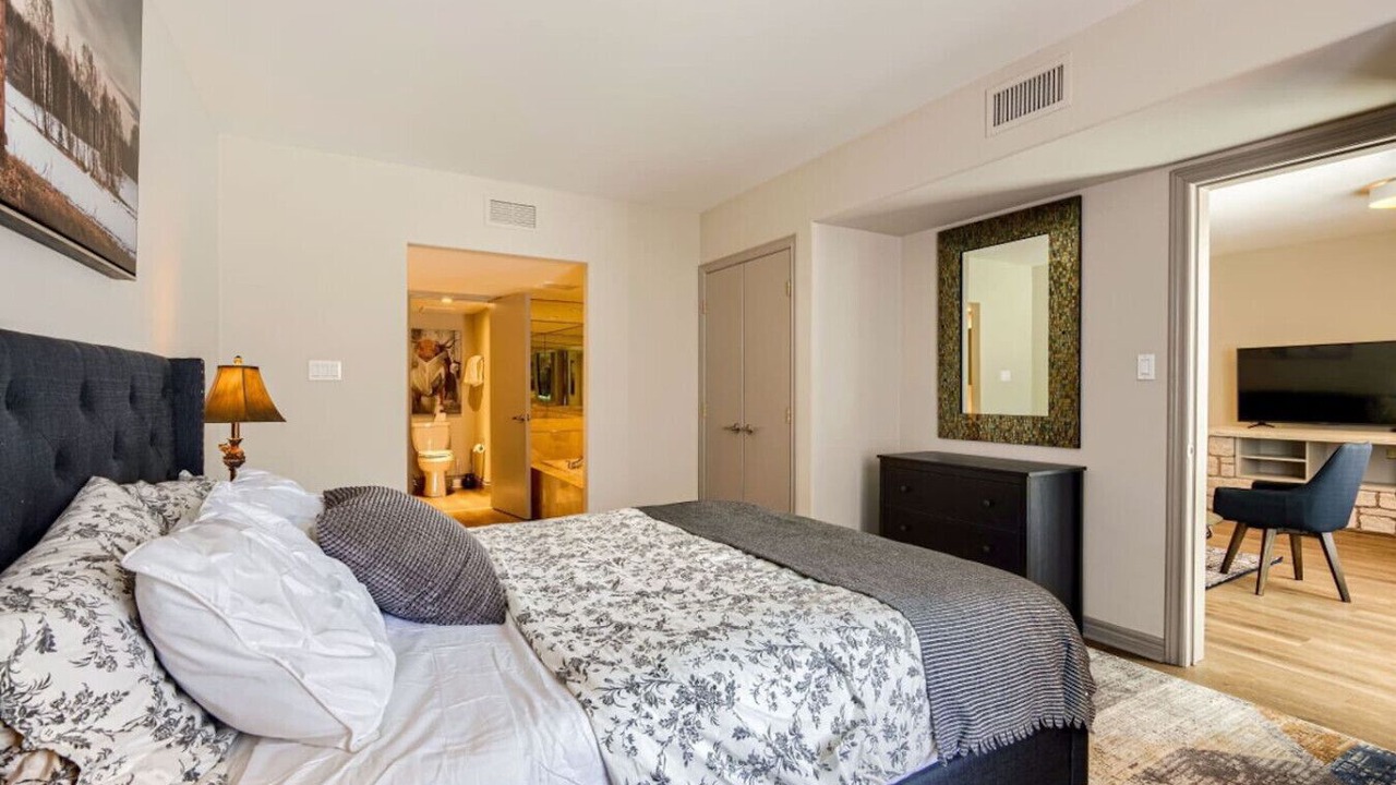 Photo of Bedroom in Oro-Medonte