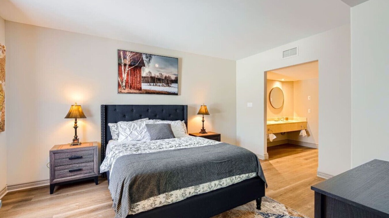 Photo of Bedroom in Oro-Medonte