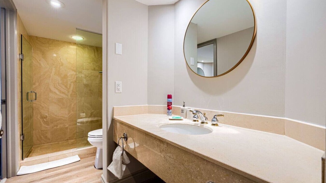 Photo of Bathroom in Oro-Medonte