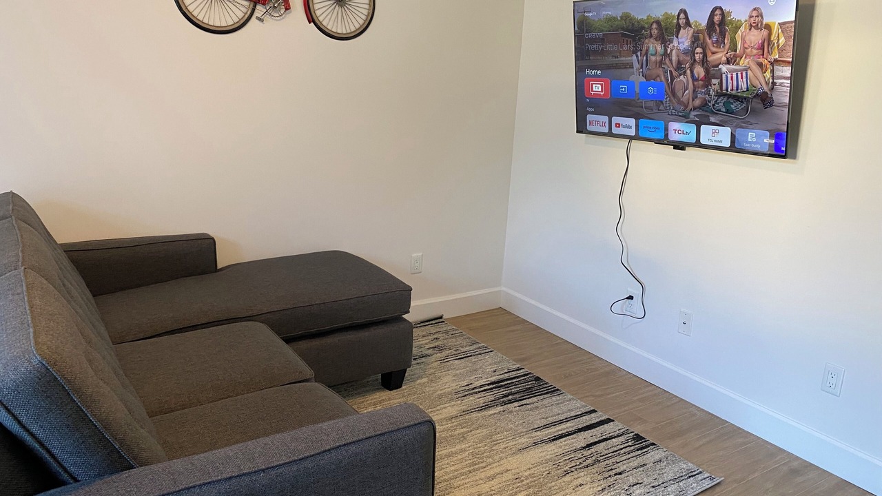 Photo of Livingroom in Newton