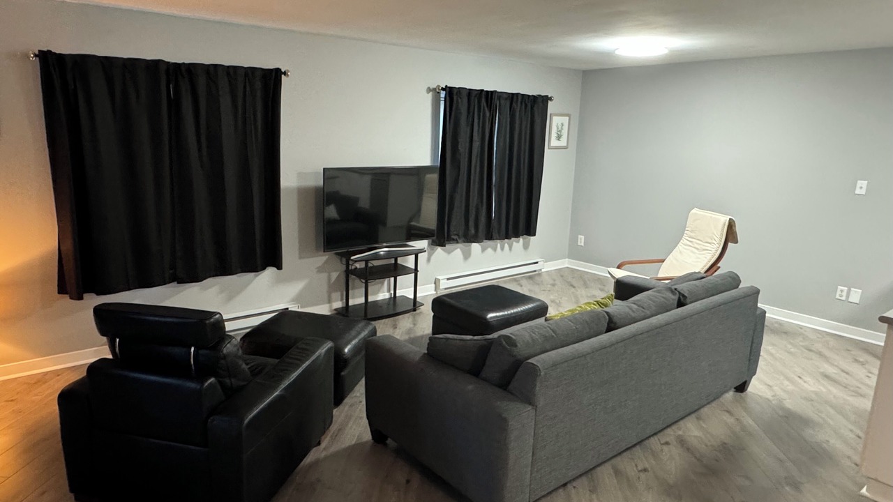 Photo of Livingroom in Lake Cowichan