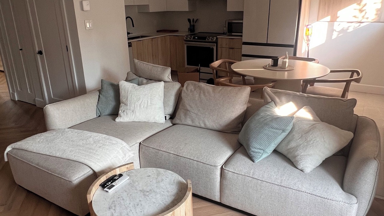 Photo of Livingroom in Laval