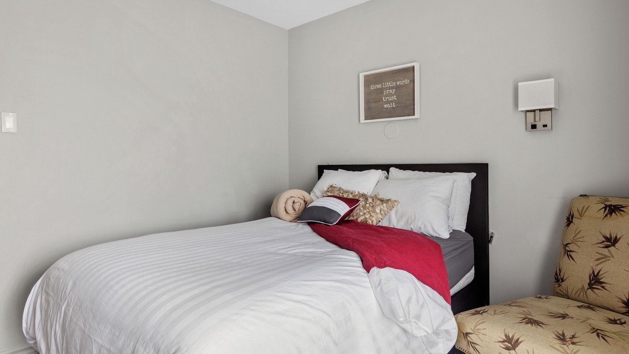 Photo of Bedroom in Casselman