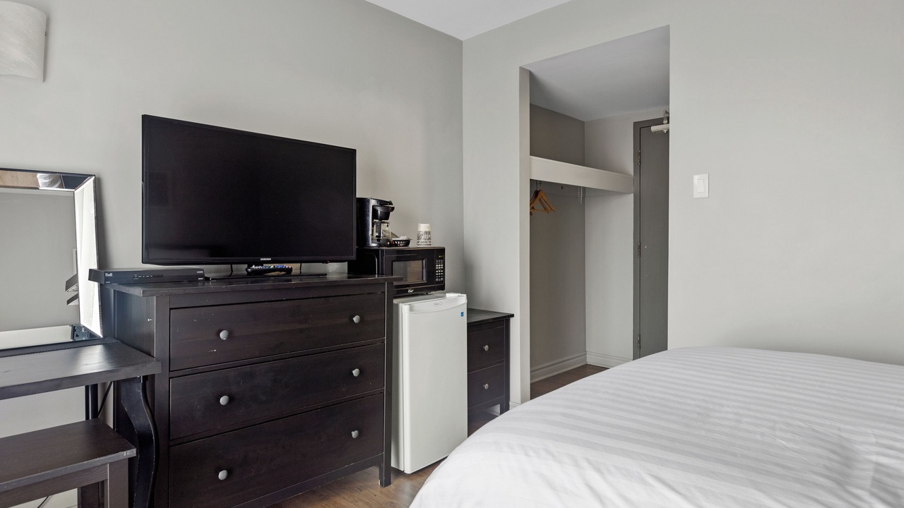 Photo of Bedroom in Casselman