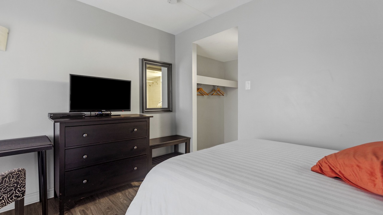 Photo of Bedroom in Casselman