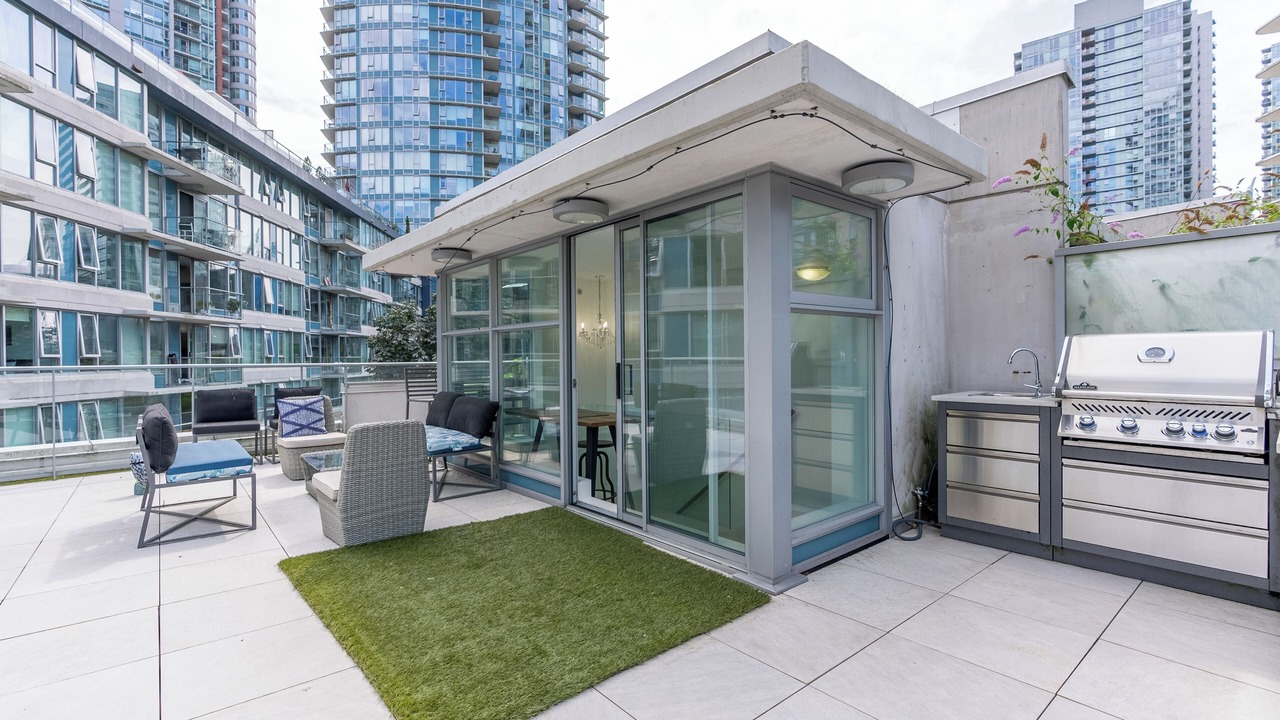 Photo of Patio Balcony in Gastown