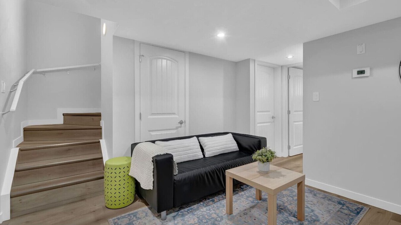 Photo of Livingroom in Leduc County