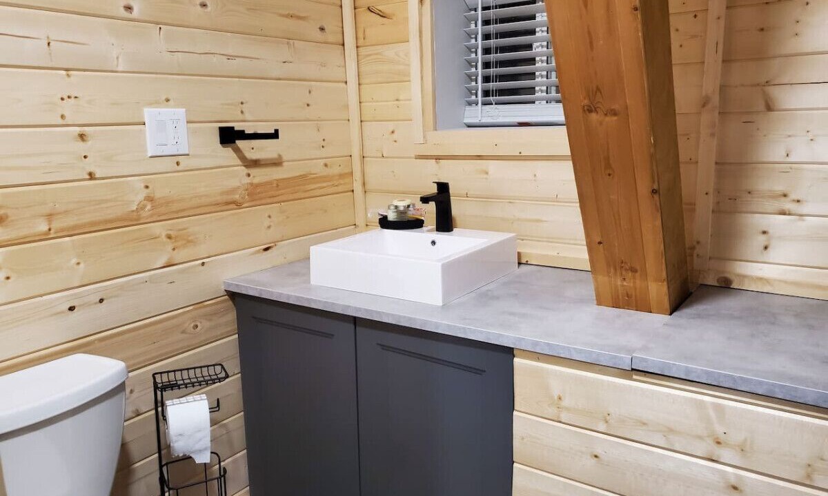 Photo of Bathroom in Arnes