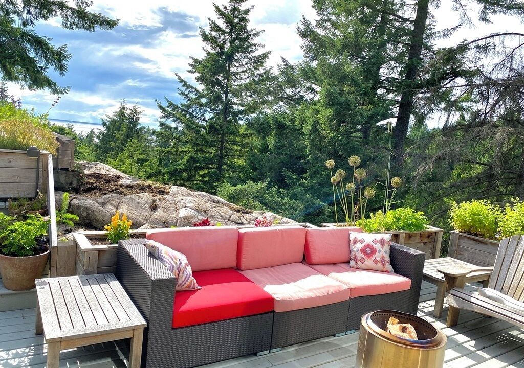 Photo of Patio Balcony in Bowen Island