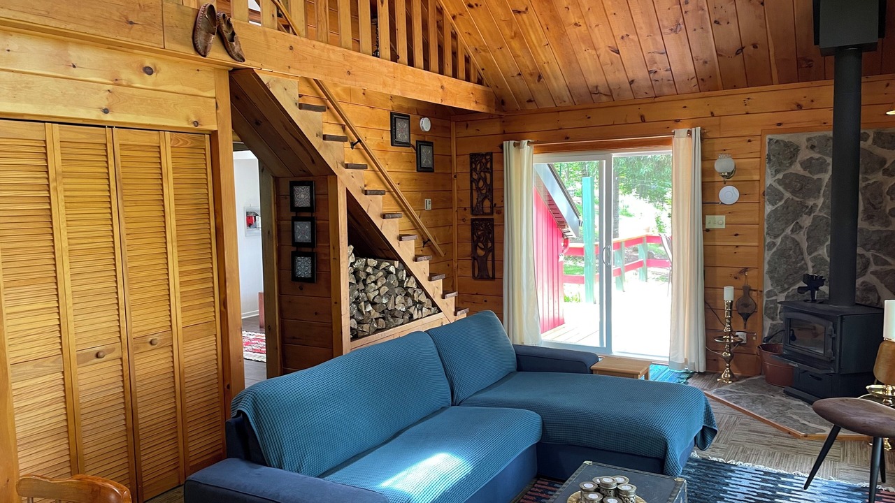 Photo of Livingroom in Wentworth-Nord