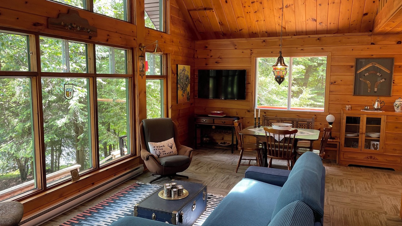 Photo of Livingroom in Wentworth-Nord