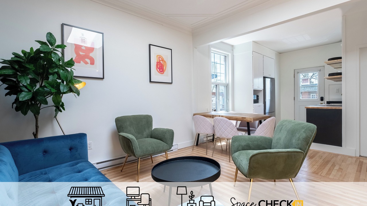 Photo of Livingroom in Ahuntsic-Cartierville