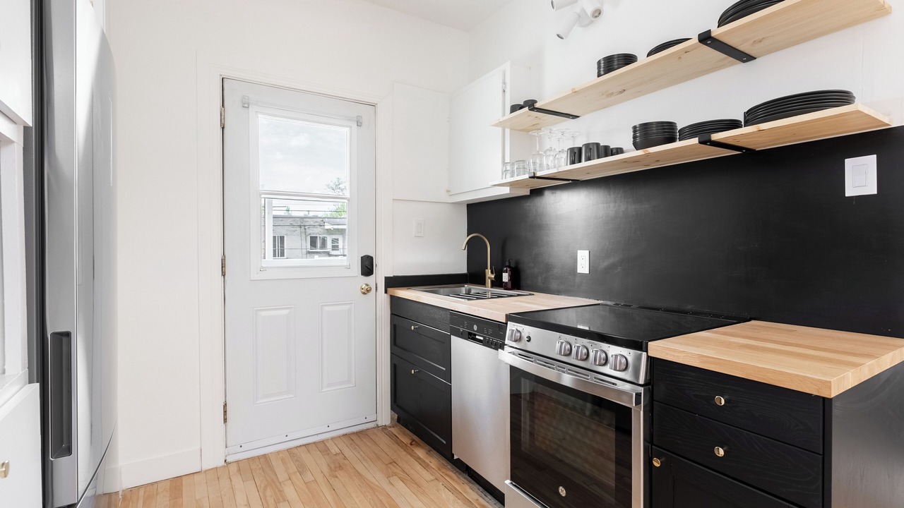 Photo of Kitchen in Ahuntsic-Cartierville