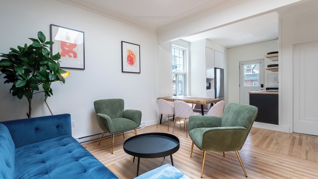 Photo of Livingroom in Ahuntsic-Cartierville