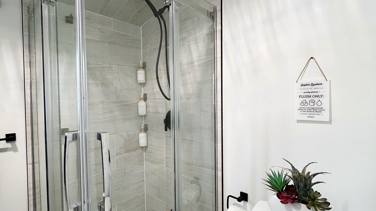 Photo of Bathroom in Kawartha Lakes