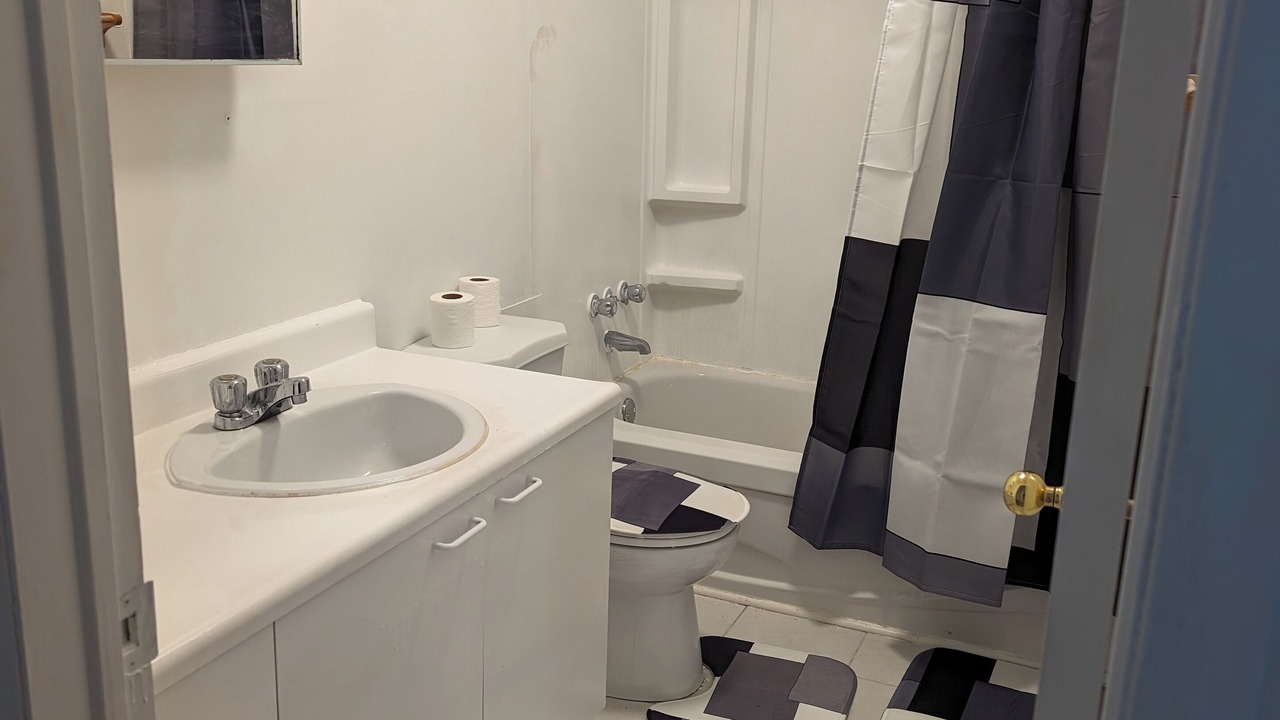 Photo of Bathroom in L'Ile-Perrot