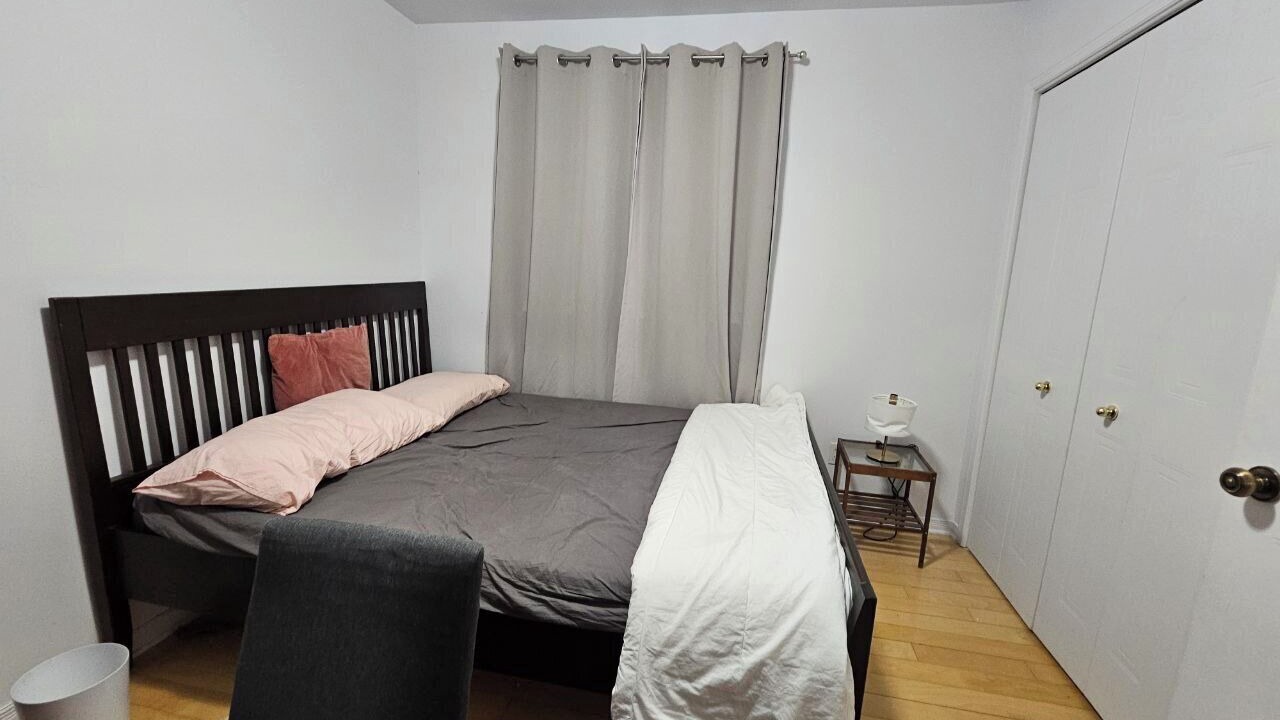Photo of Bedroom in Saint-Hubert