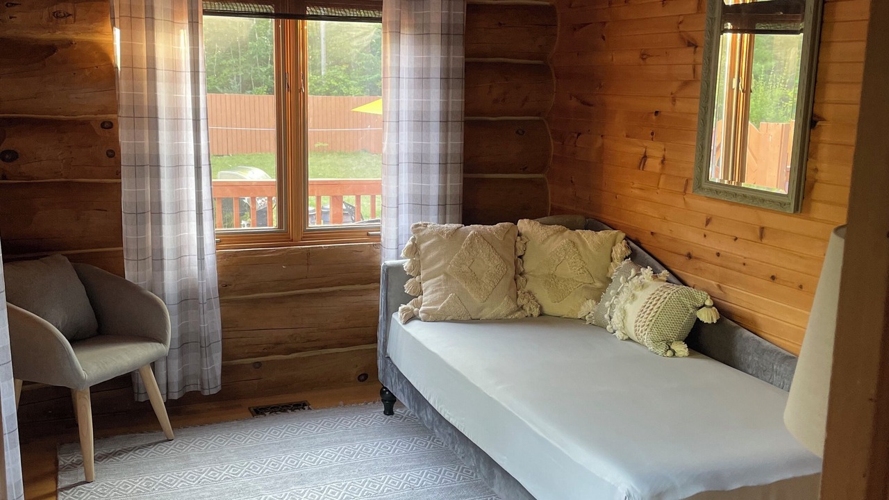 Photo of Bedroom in Manitoulin District