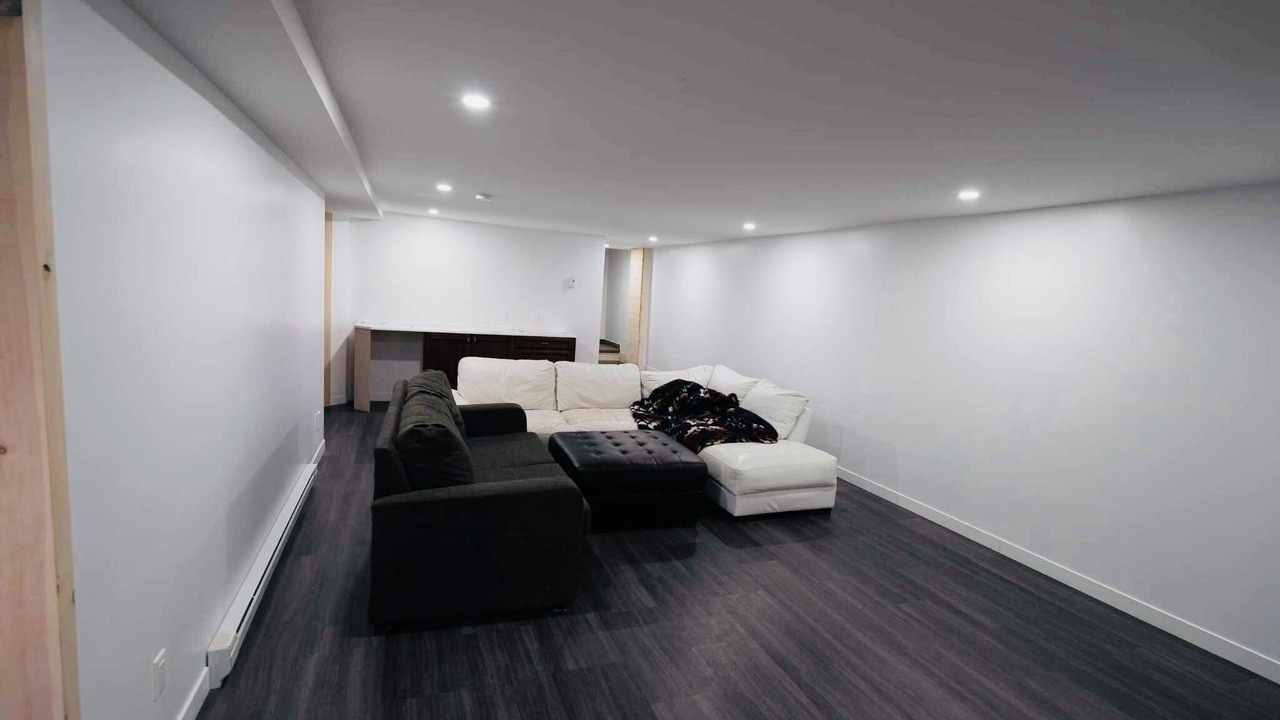 Photo of Livingroom in Saint-Ignace-de-Loyola