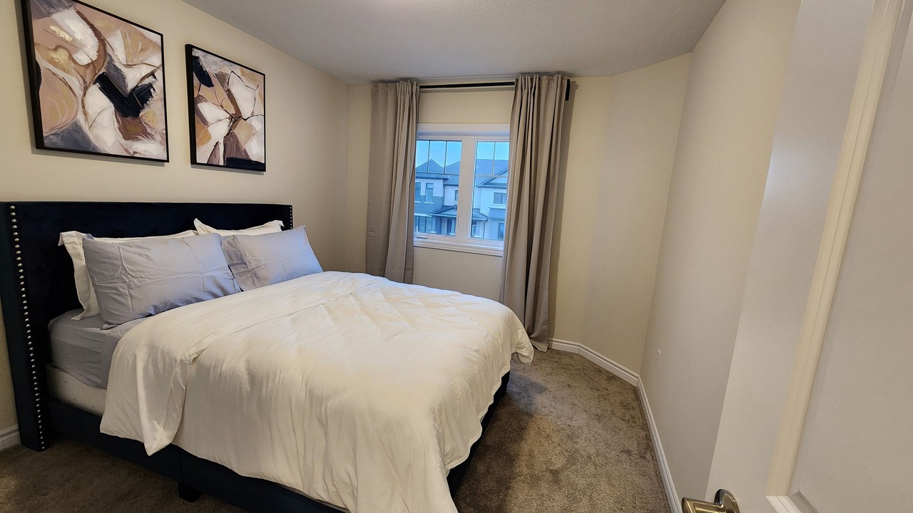 Photo of Bedroom in Thorold