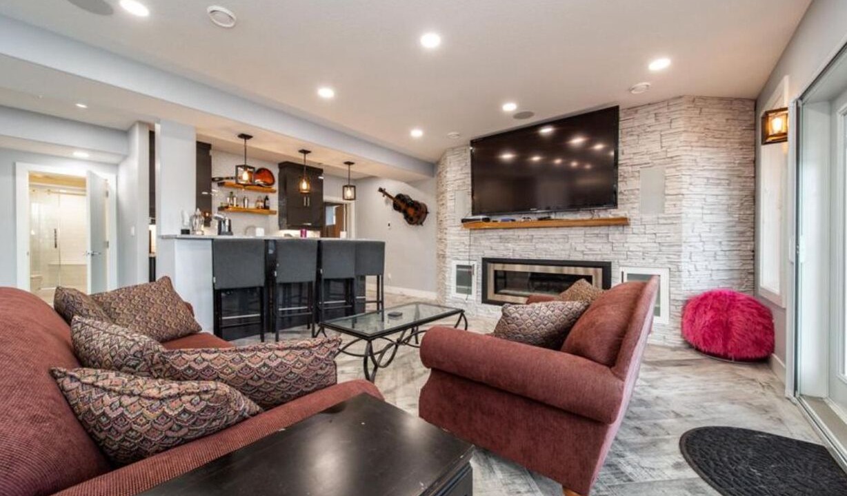 Photo of Livingroom in St. Albert