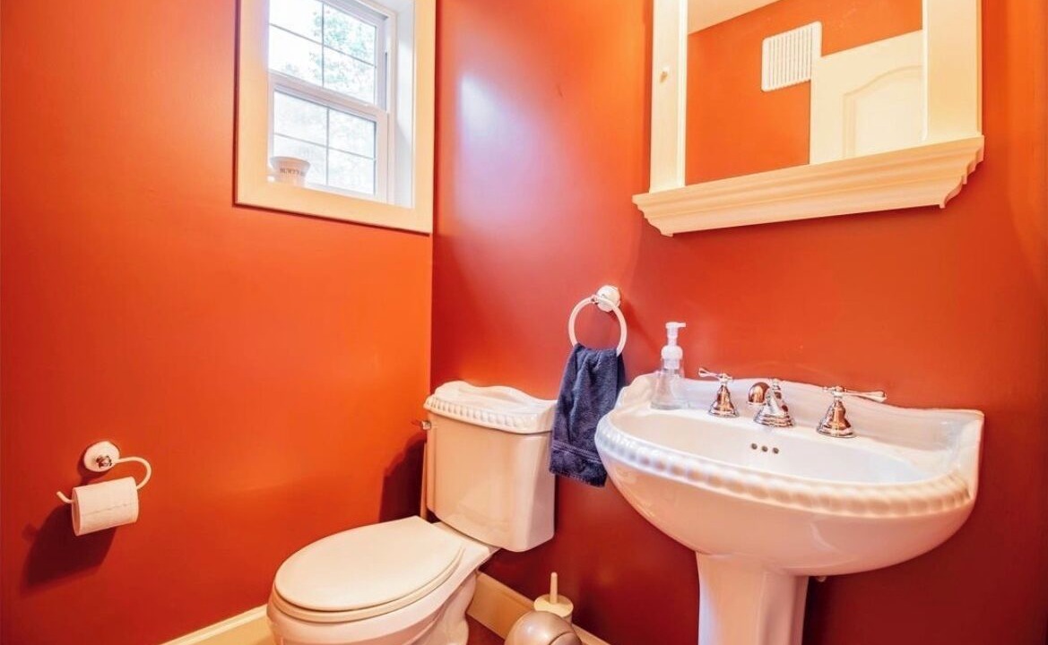 Photo of Bathroom in Gimli