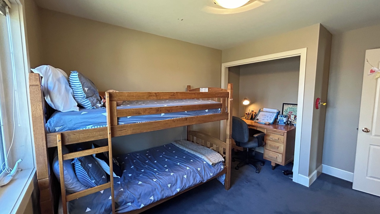 Photo of Bedroom in Gimli