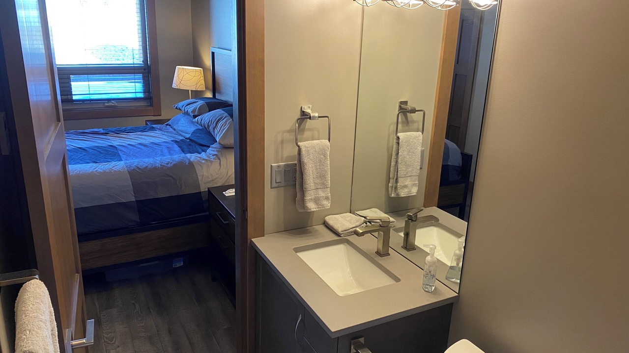 Photo of Bathroom in Big White Ski Resort