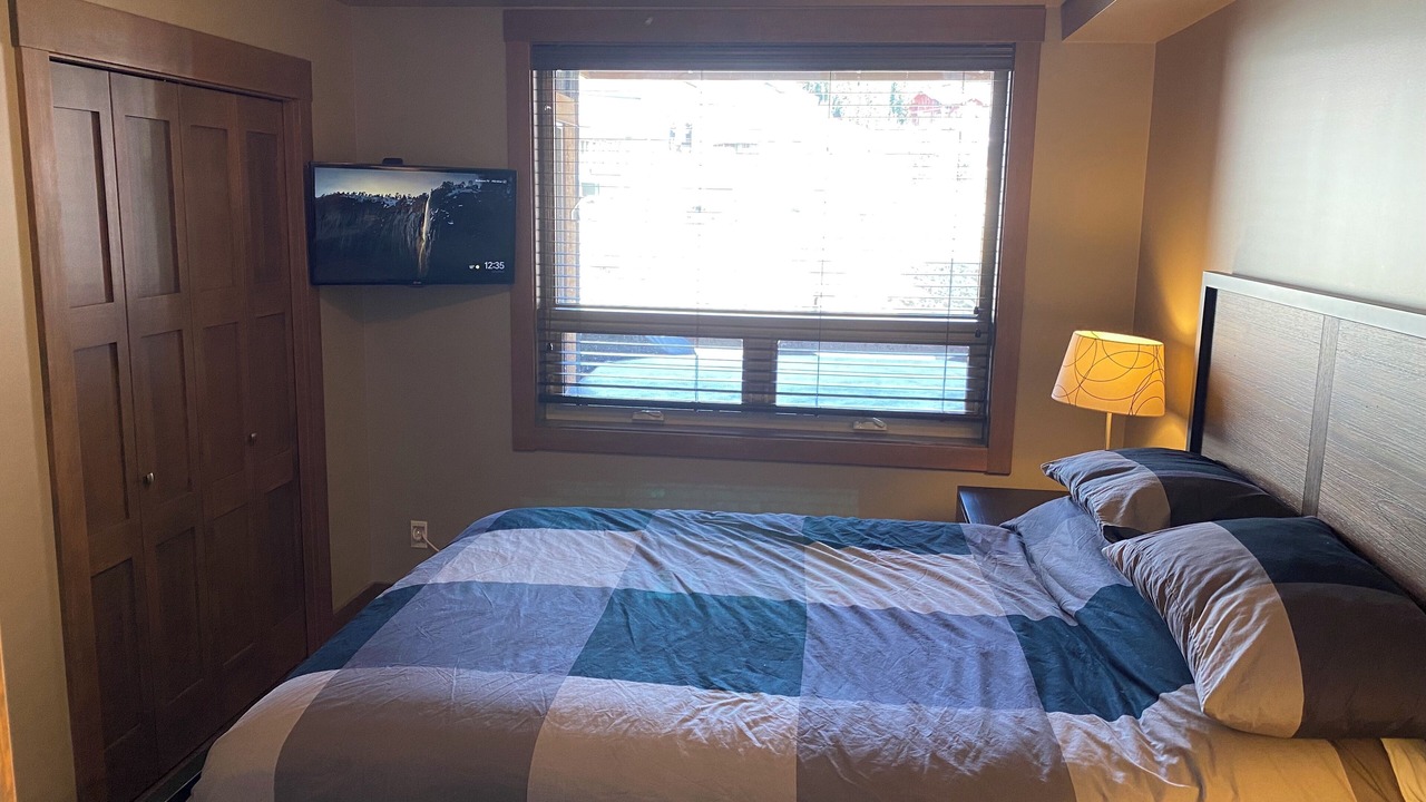 Photo of Bedroom in Big White Ski Resort