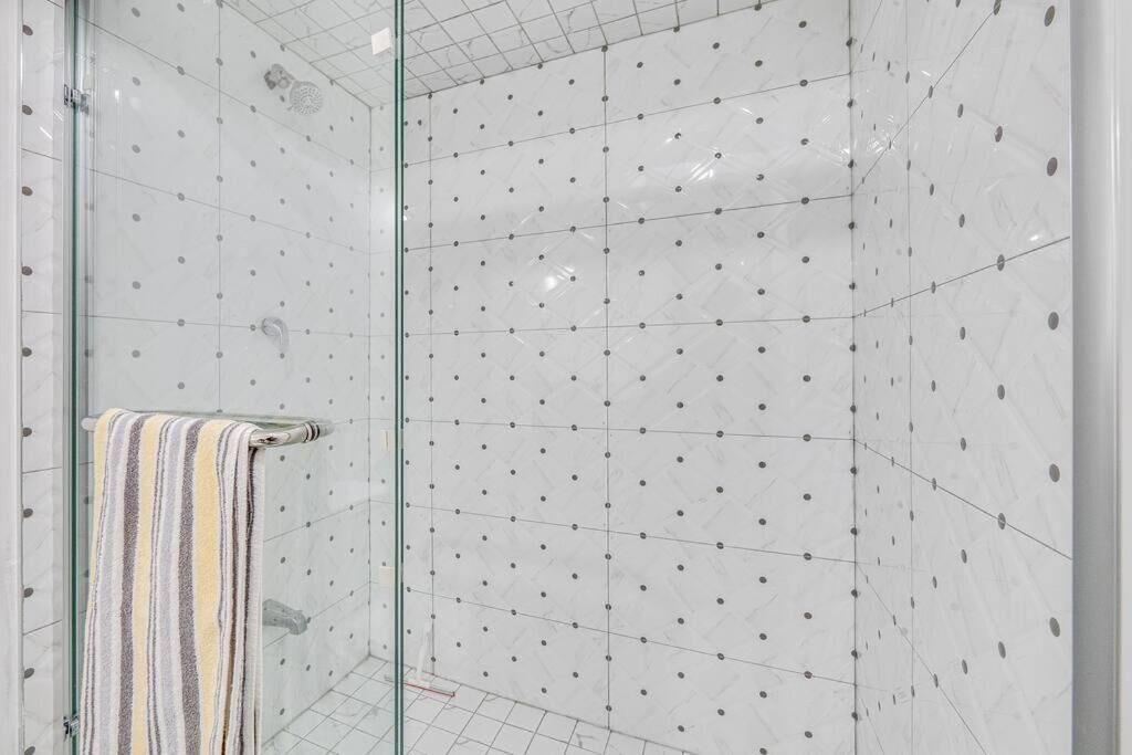 Photo of Bathroom in Halton Regional Municipality