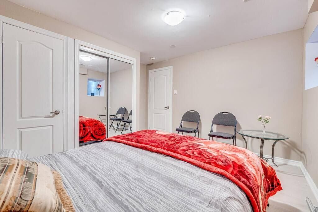 Photo of Bedroom in Halton Regional Municipality