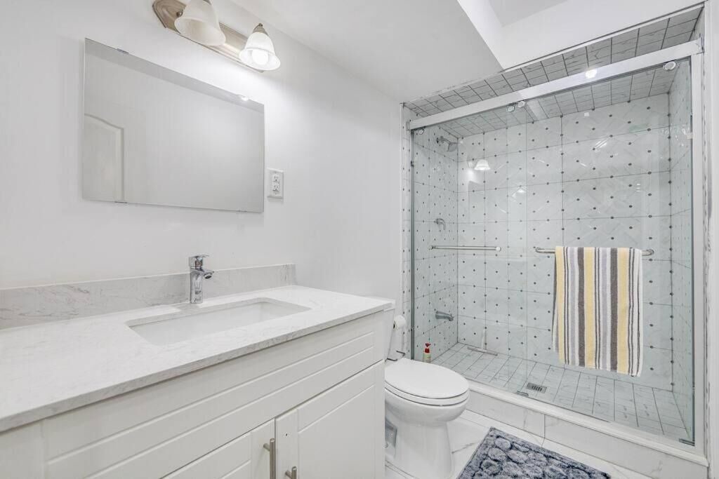 Photo of Bathroom in Halton Regional Municipality