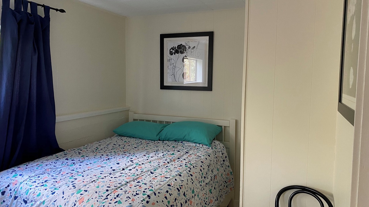 Photo of Bedroom in Campbell River