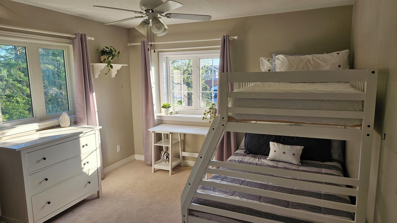 Photo of Bedroom in New Tecumseth