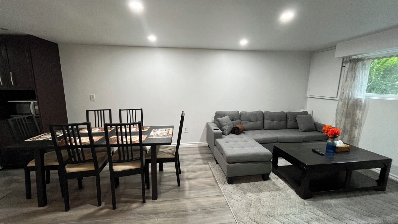 Photo of Livingroom in Kingston