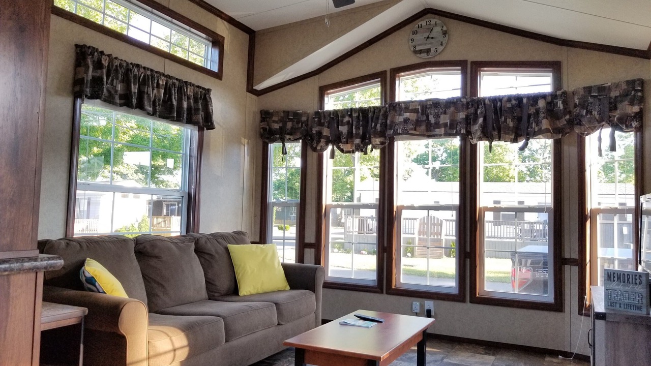 Photo of Livingroom in Sherkston