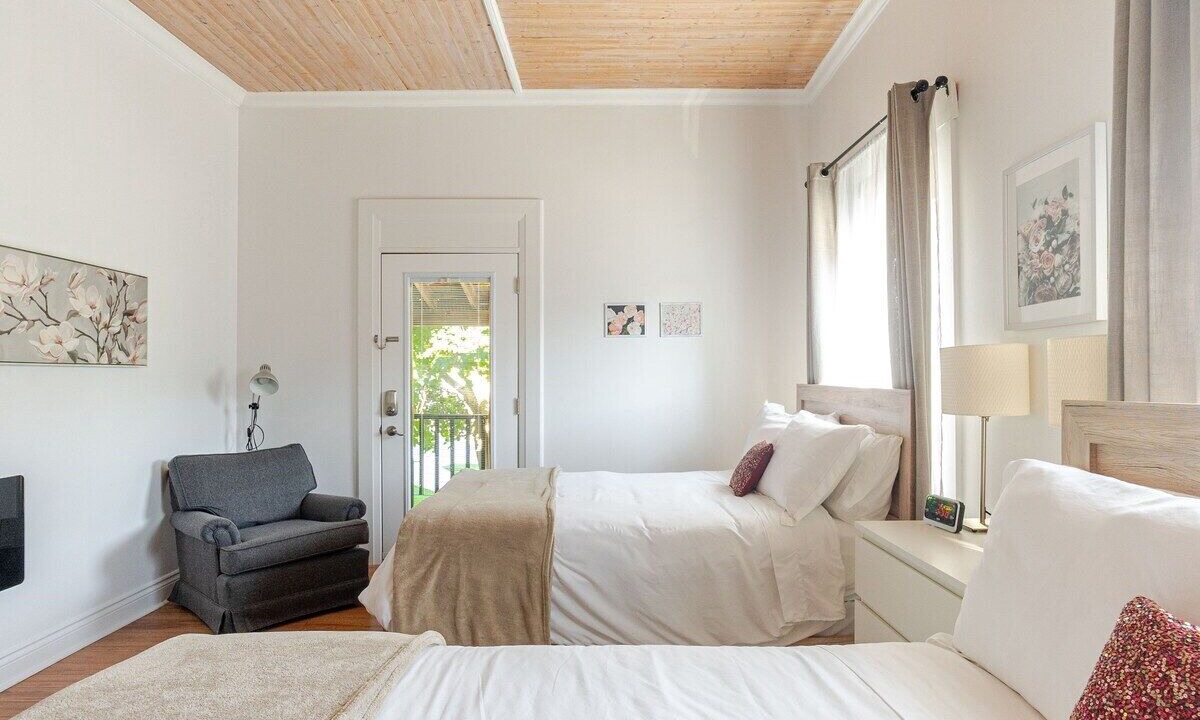 Photo of Bedroom in Belleville