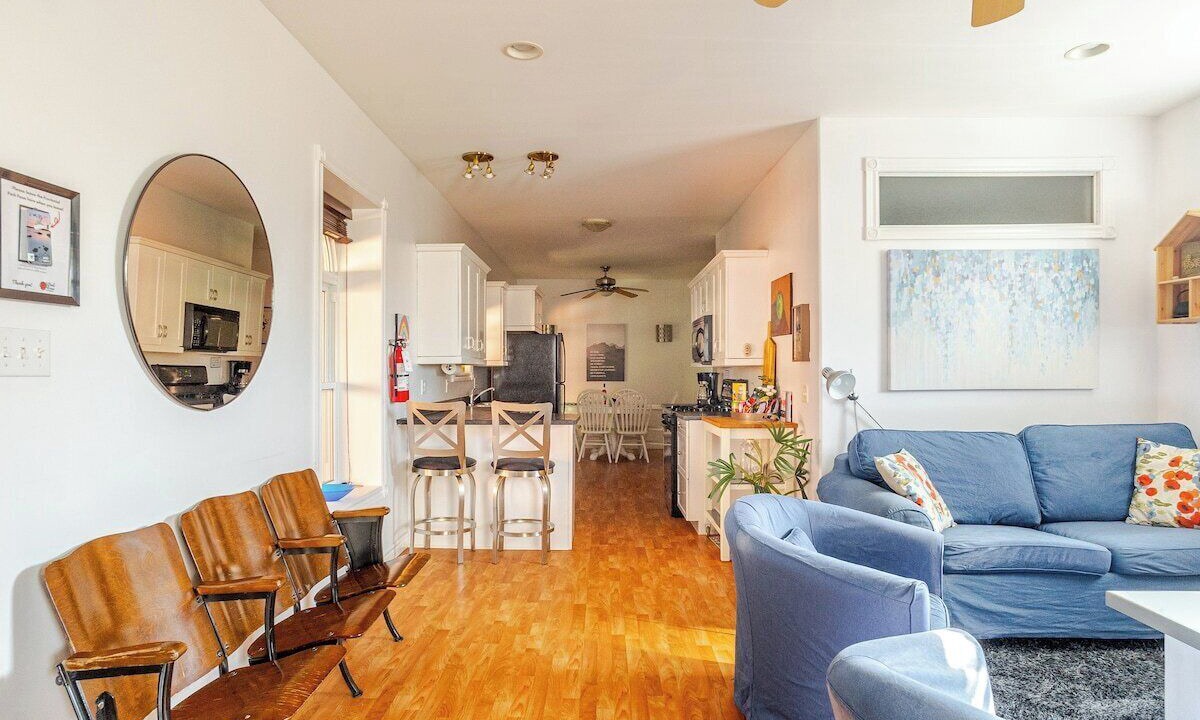Photo of Livingroom in Belleville