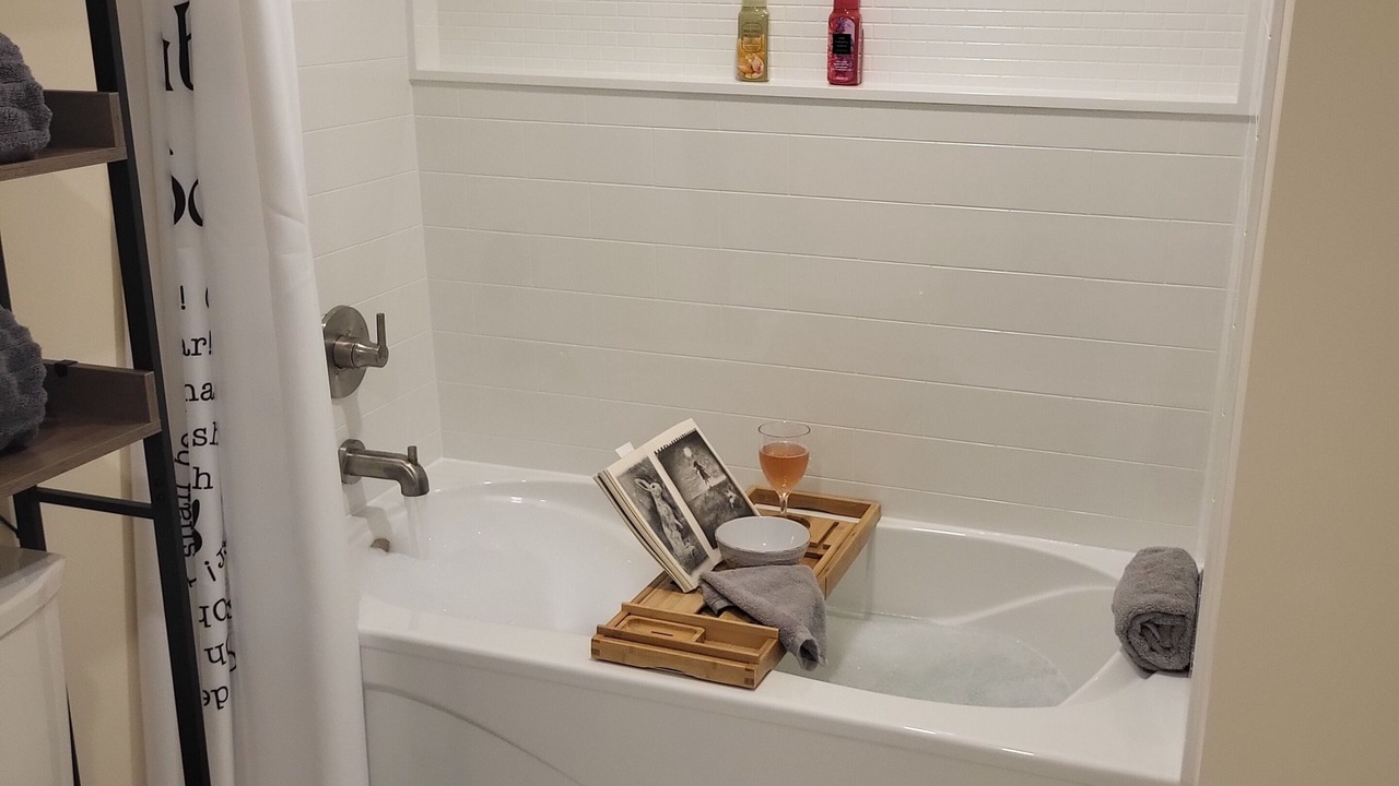 Photo of Bathroom in Courtenay